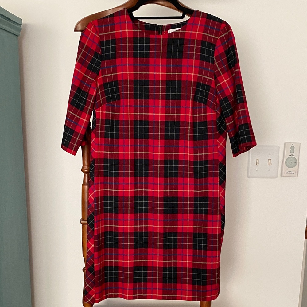 MNG Suit Elegant Red and Black Plaid Sleeve Dress